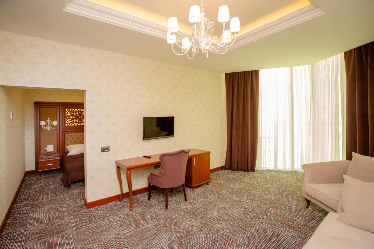 Azpetrol Hotel Qusar Esterno foto