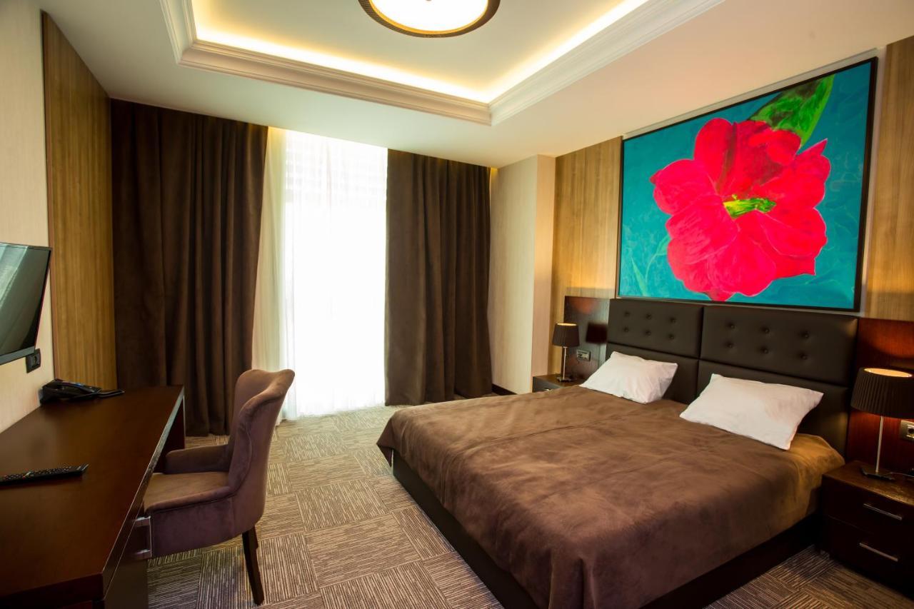 Azpetrol Hotel Qusar Esterno foto
