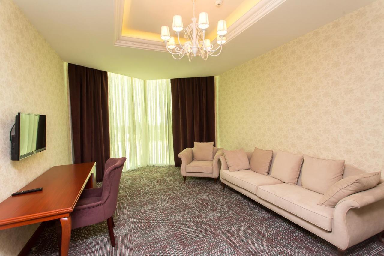 Azpetrol Hotel Qusar Esterno foto